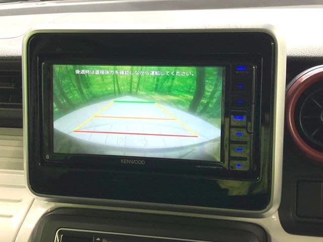 Car thumbnail 4