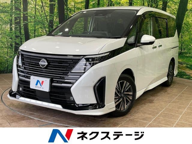 NISSAN