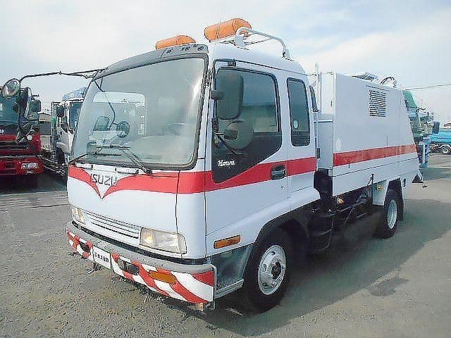 ISUZU
