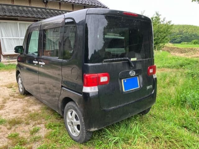 Car thumbnail 4