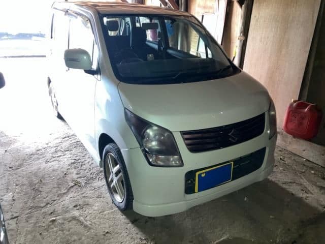 SUZUKI