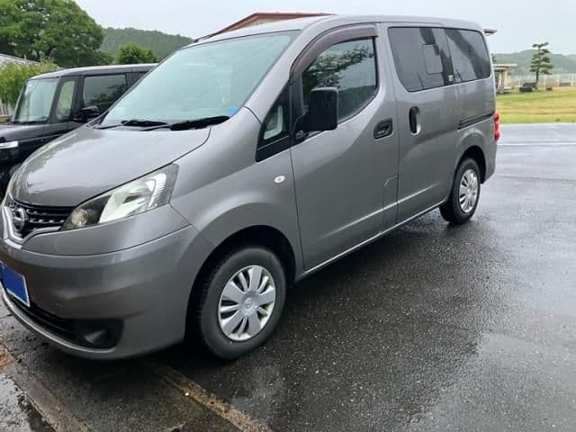 NISSAN