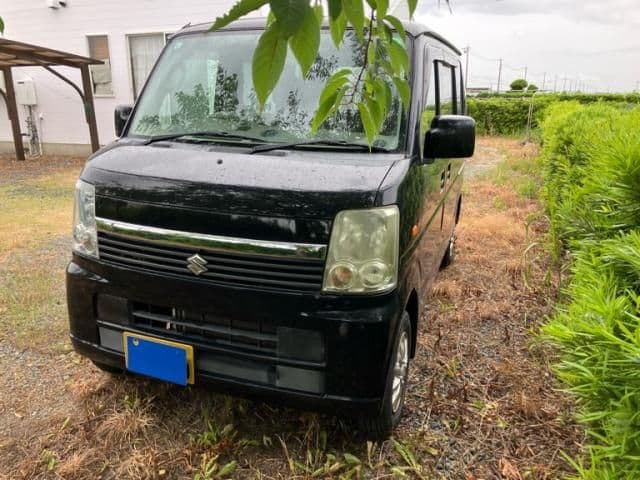 SUZUKI