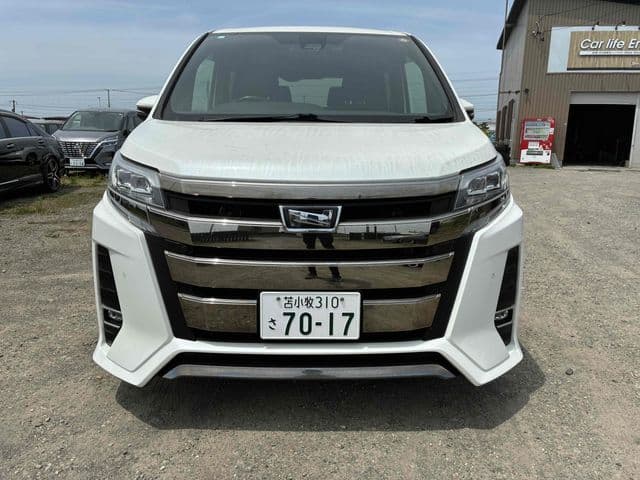 Car thumbnail 2