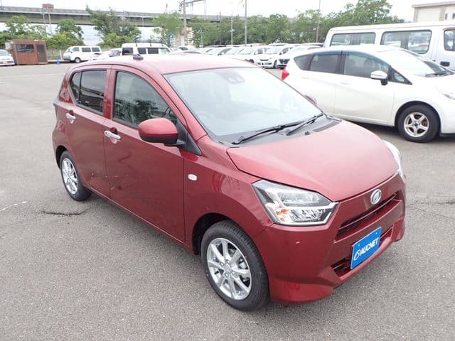 Car thumbnail 4