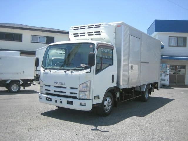 ISUZU