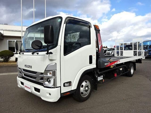 ISUZU