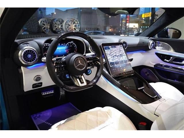Car thumbnail 3