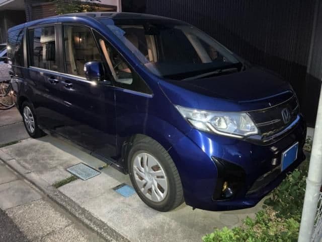 Car image 1