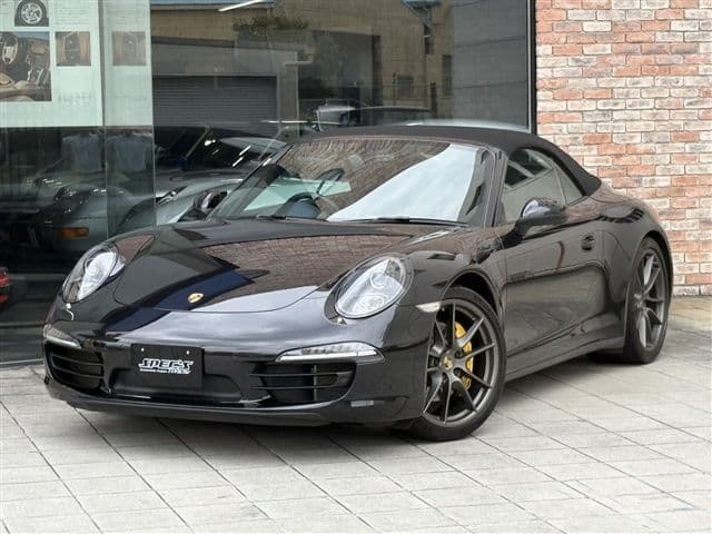 PORSCHE