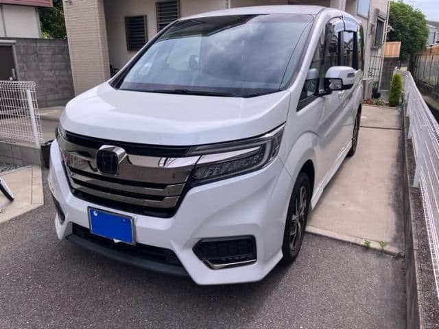 Car image 1