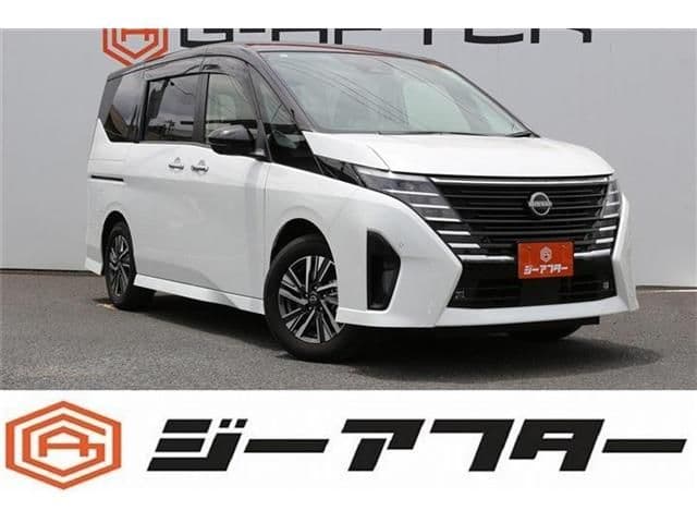 NISSAN