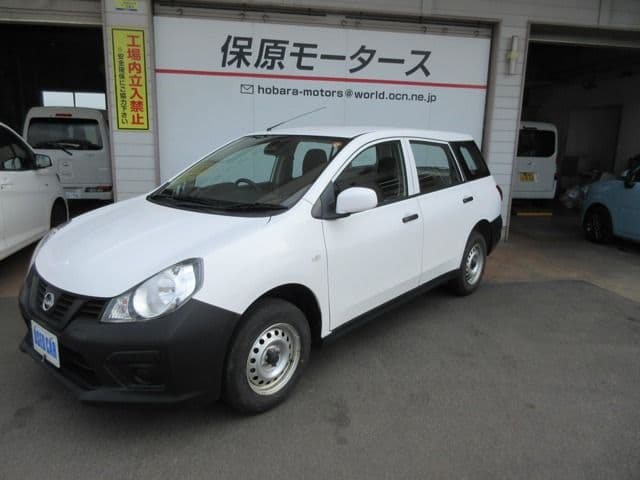 NISSAN