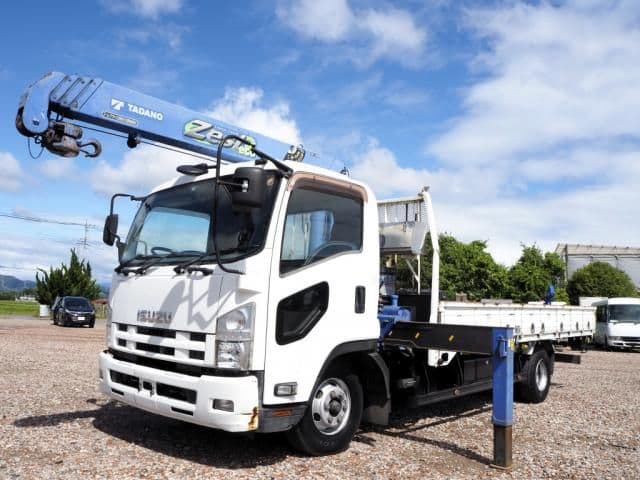 ISUZU