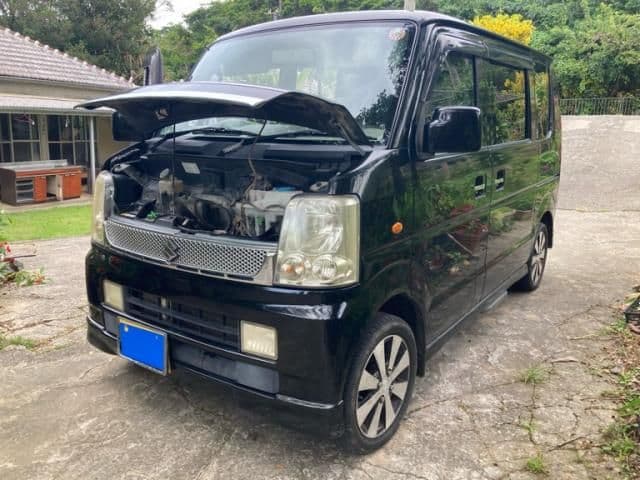 SUZUKI
