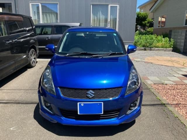 Car image 1