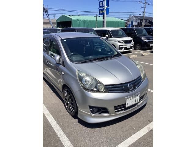 Car image 1