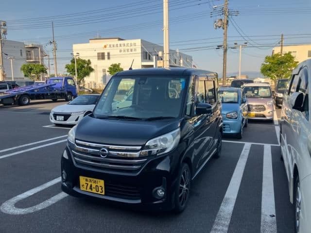 NISSAN