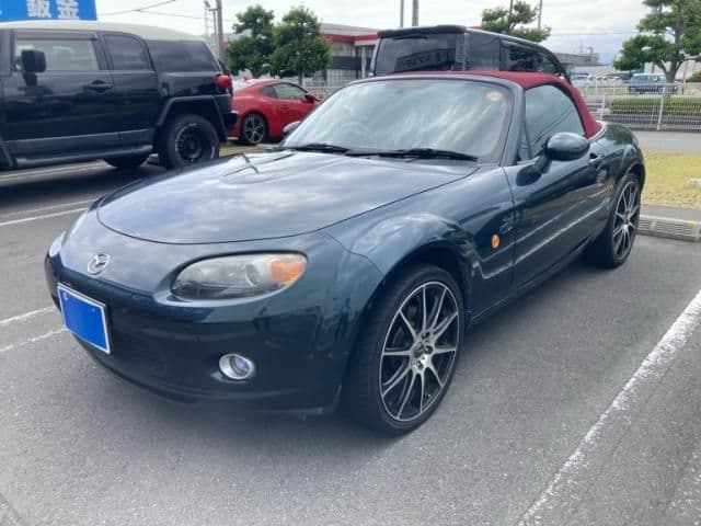 Car image 1