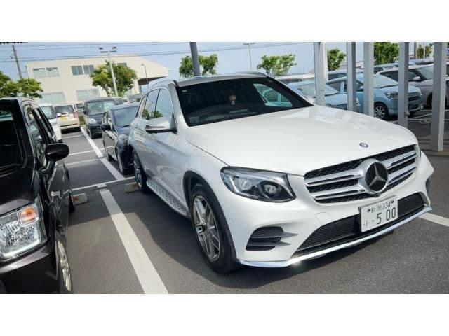 Car thumbnail 3