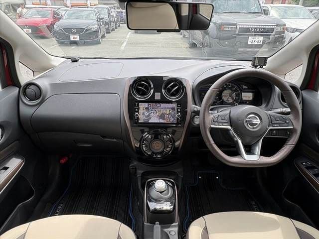 Car thumbnail 2