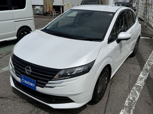 NISSAN