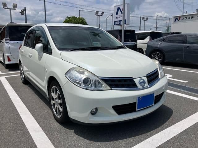 NISSAN