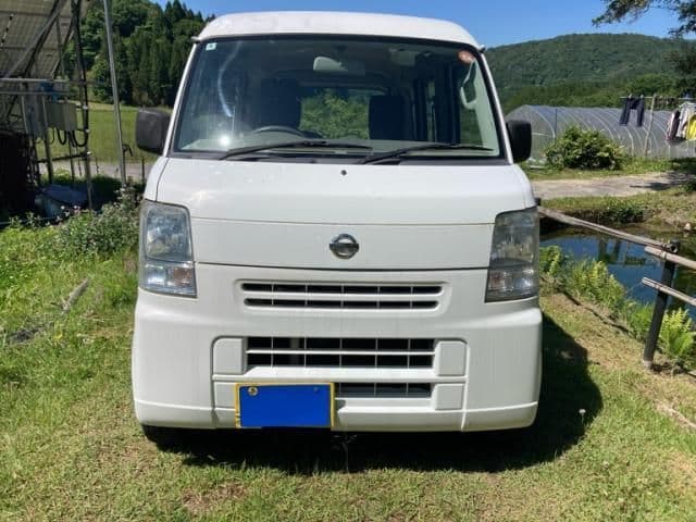 NISSAN