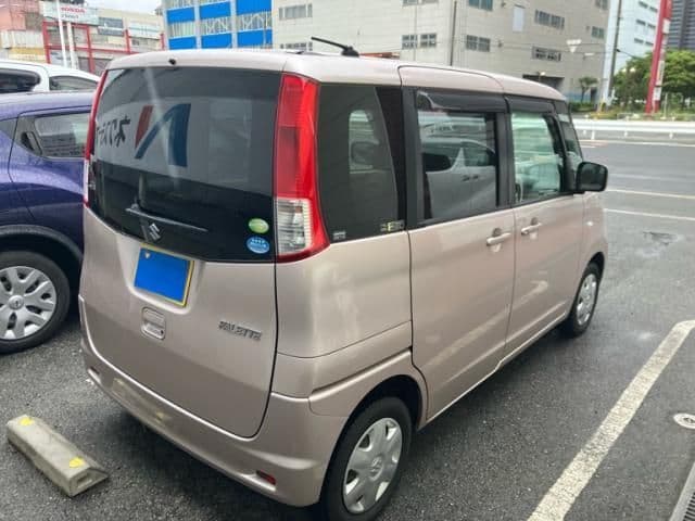 Car thumbnail 4